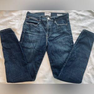 Frame size 27 blue denim skinny jeans